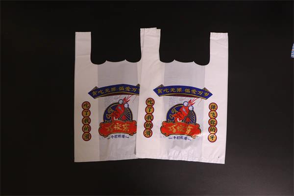 濟(jì)南塑料袋在設(shè)計(jì)的時(shí)候需要滿足消費(fèi)者的哪些要求？